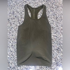 Lululemon tank top
